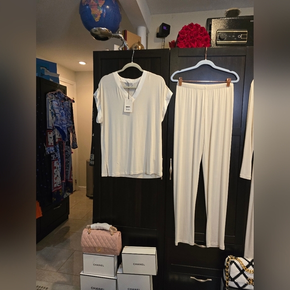 Frette Cascade Luxury Loungewear 2025 NWT Beige/White Set Top/Pants Silk/ Cotton - Picture 10 of 12